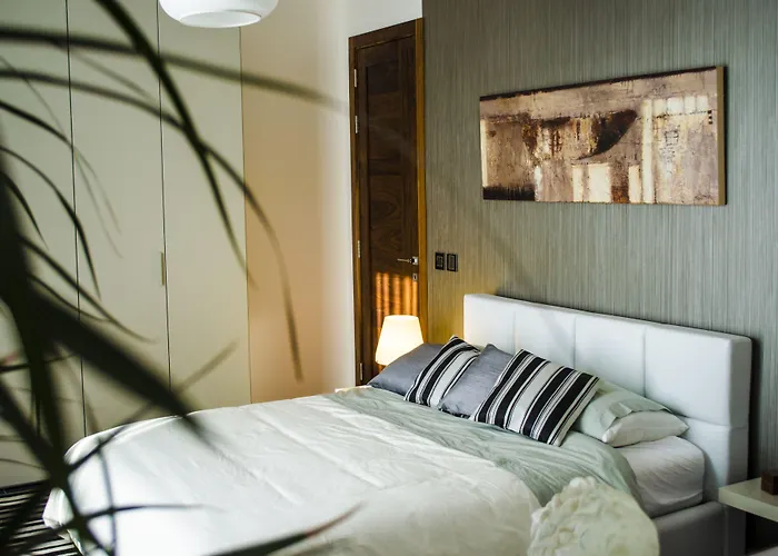 Apartment Paramount Bay Penthouse