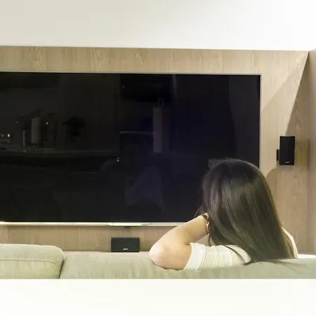 Paramount Bay Penthouse דירה *