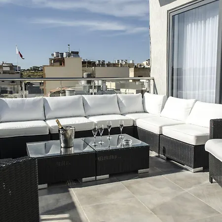 派拉蒙湾顶层公寓 Birżebbuġa