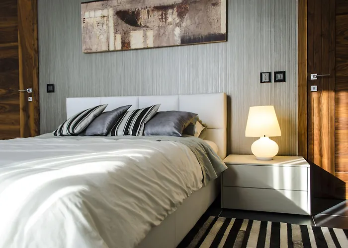 Paramount Bay Penthouse *