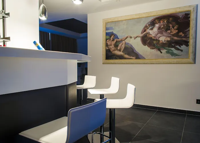 Paramount Bay Penthouse דירה *