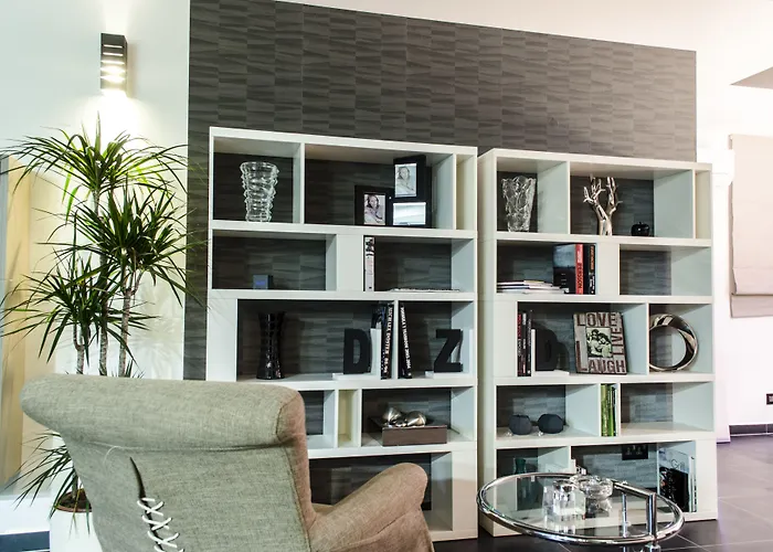 Paramount Bay Penthouse *